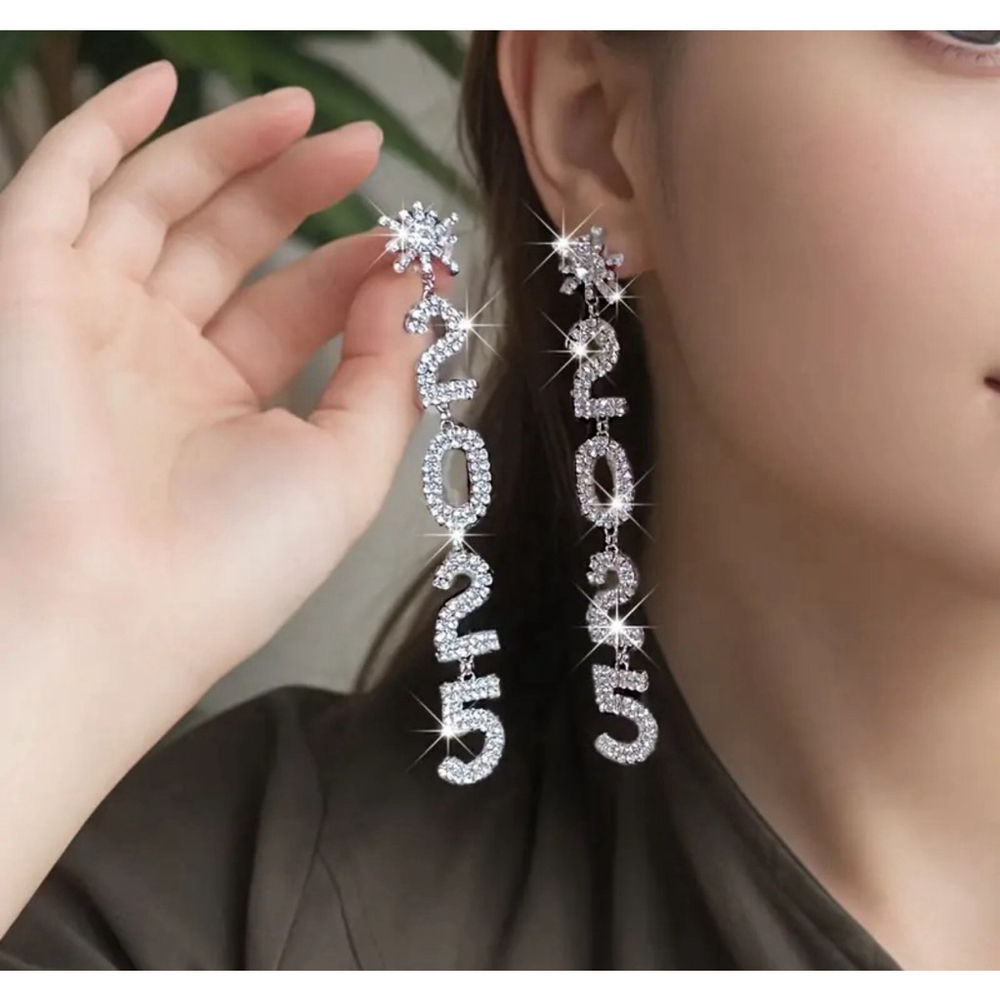 2025 Sparkling Rhinestone Dangle Earrings on Snowflake Stud Backs